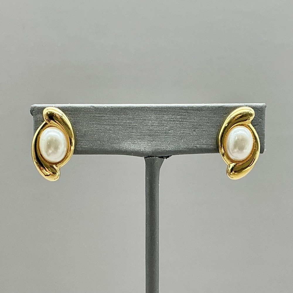 Vintage Napier Earrings Gold Tone Imitation Pearl Stud Classic Womens Jewelry